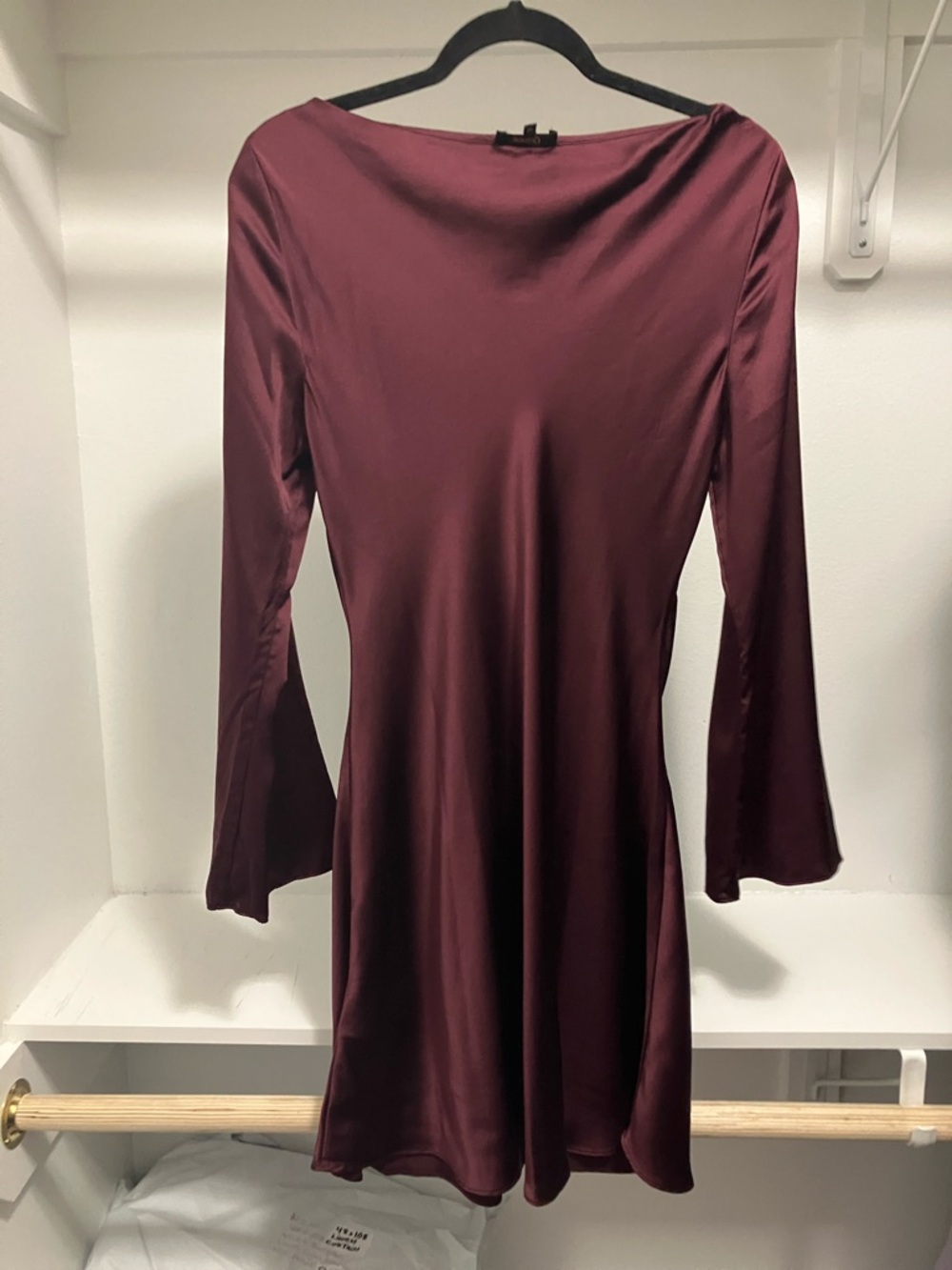 Quince 100% washable silk, long sleeve, mini dress wine, tasting medium - Picture 2 of 7